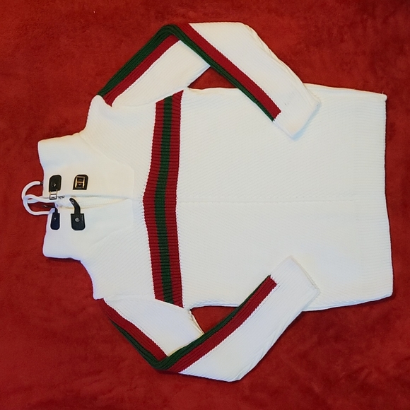 Sweaters - Picture 1 of 1